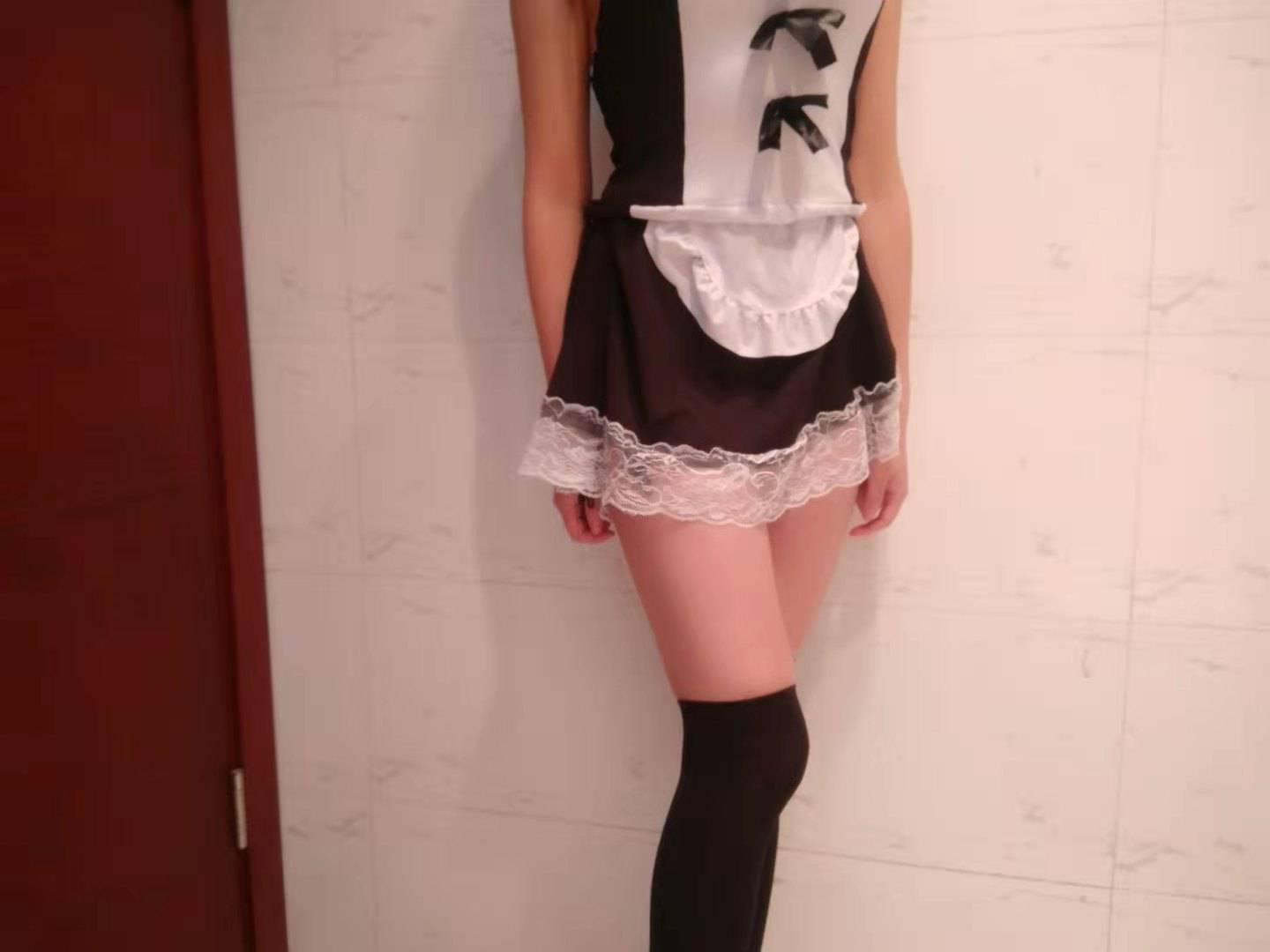 天津小美女胸大身材好